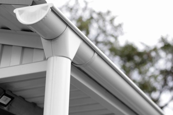 Gutter Service in Lilburn