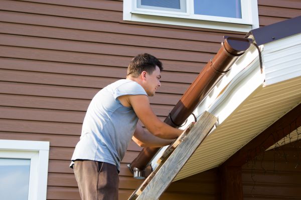 Cost of Porch Gutter Replacement in Lilburn