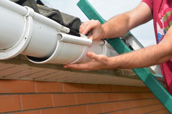 Large Gutter Repair in Lilburn